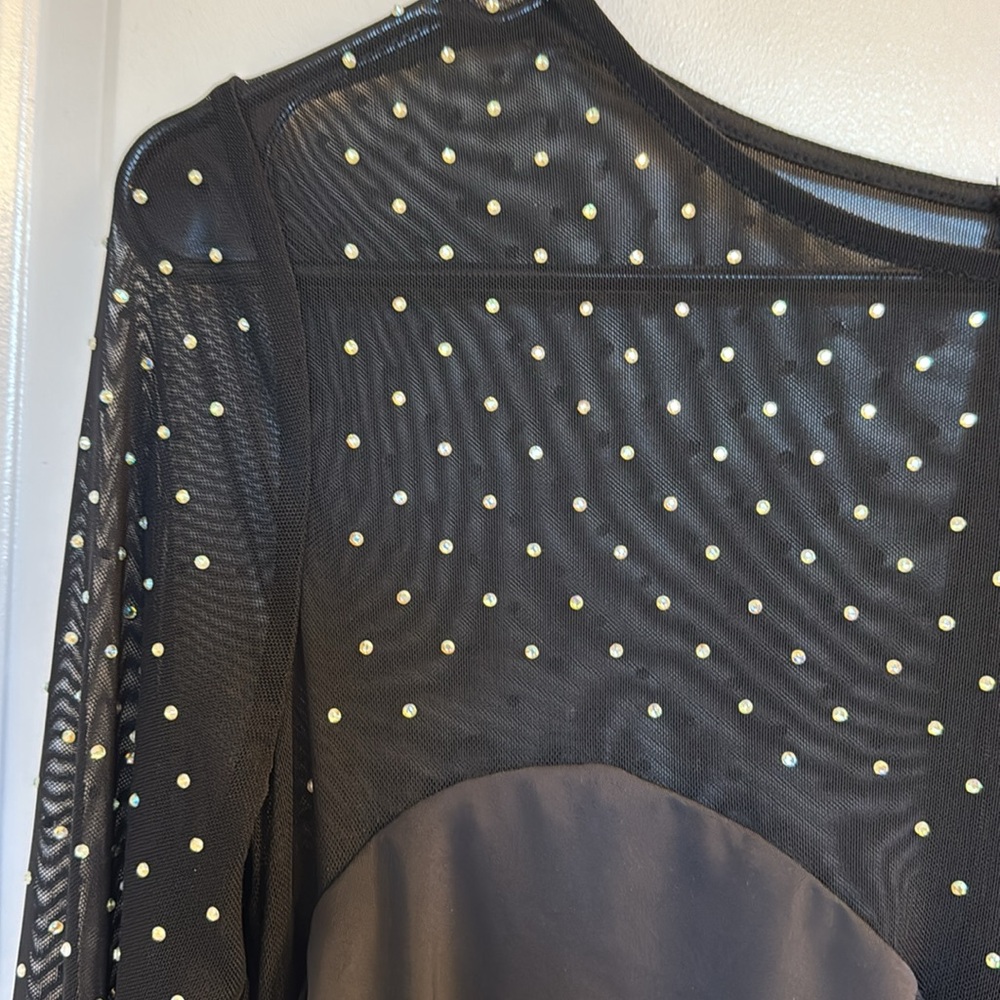 Dress - Picture 5 of 10